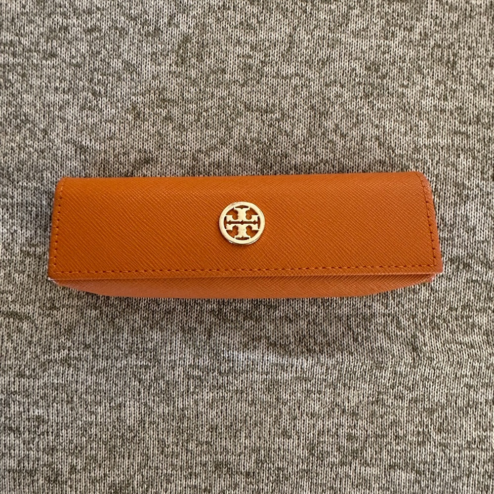 Tory Burch Eyeglass Case - Picture 3 of 3